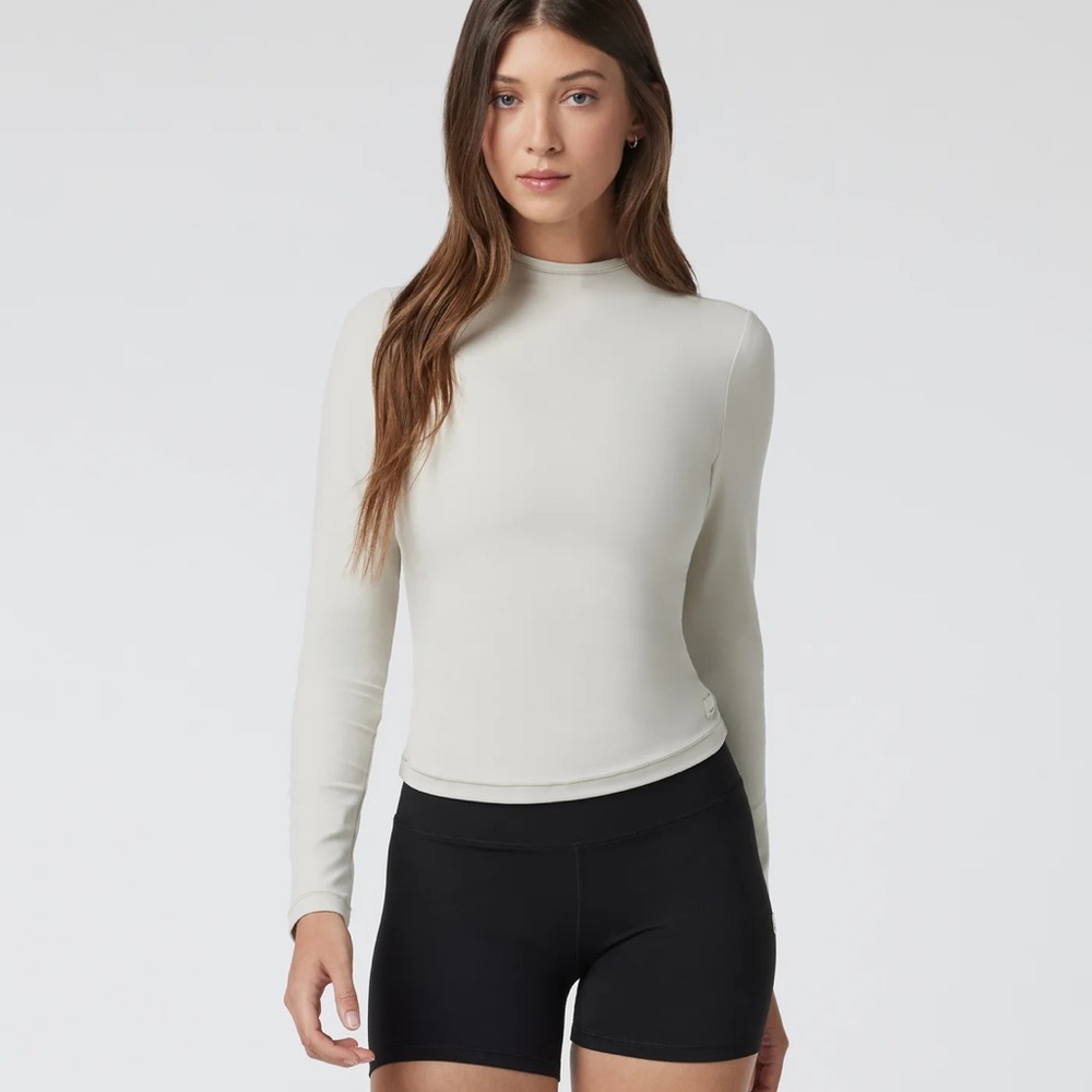 VUORI NWT! All the Feels long sleeve mock neck - ecru